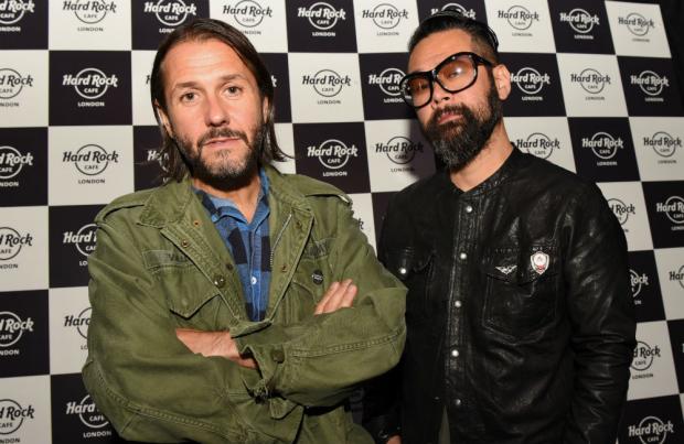 Feeder (c) Hard Rock Cafe London
