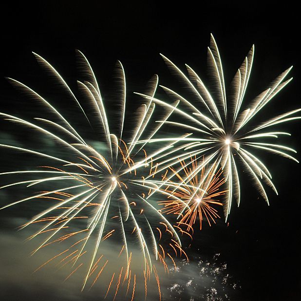A guide to the bonfire night fireworks display events in and around Liverpool 2014