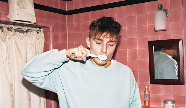 Sam Fender takes to the road for first headline tour