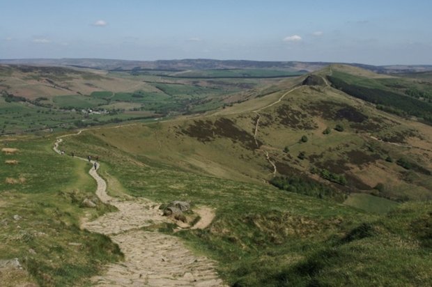 Edale and Castleton Circular Walk | Data Thistle