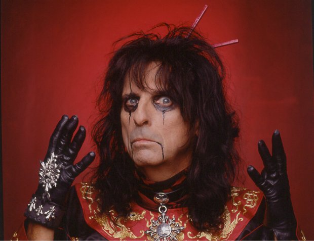 Alice Cooper announces UK arena tour, here's how to get tickets