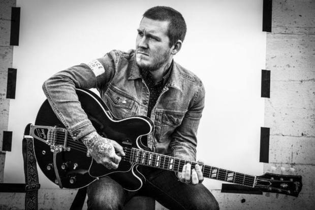 Brian Fallon Announces Uk Acoustic Shows Here S How To Get Tickets Data Thistle