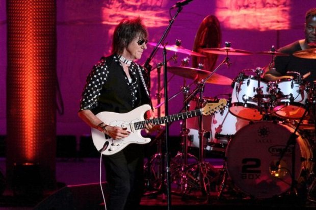 Jeff Beck announces UK tour, find out how to get tickets