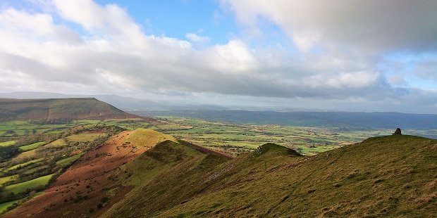 The Dragon’s Back And Waun Fach | Data Thistle