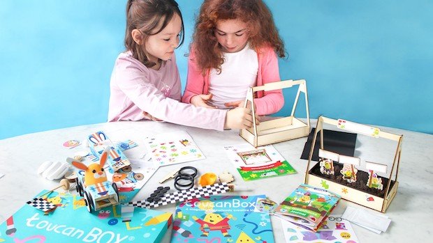 Best kids craft box subscription to gift this Christmas