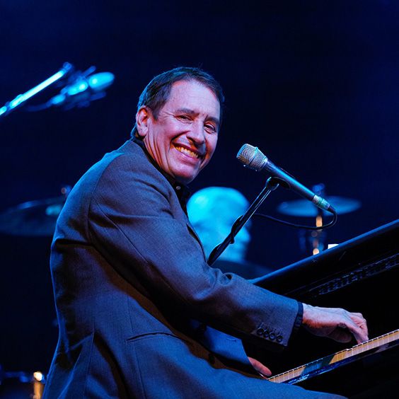 who is on tour with jools holland