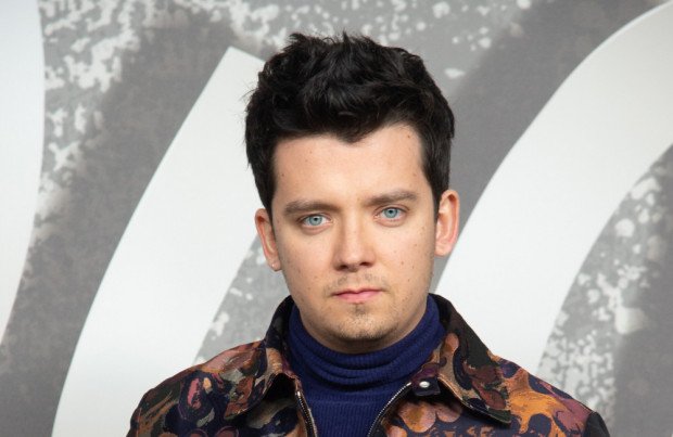 Asa Butterfield Filme & Fernsehsendungen The first trailer for Asa Butterfield’s new horror movie Choose or Die