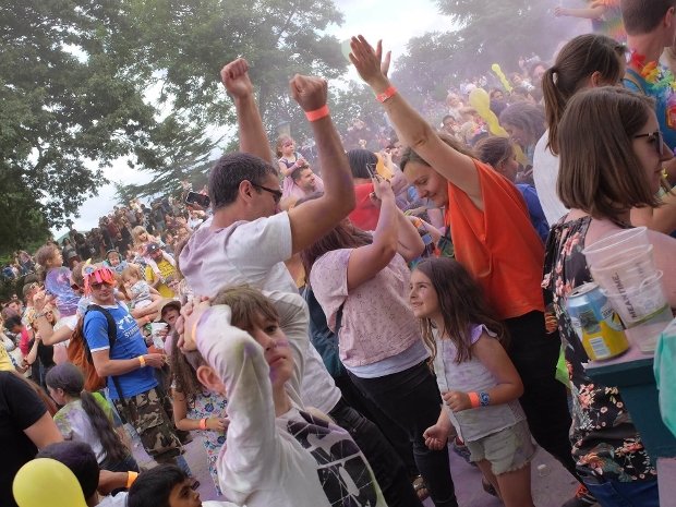 Horniman Gardens Flower Power Family Rave | Data Thistle