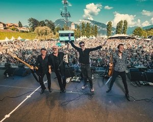 Wishbone Ash: Live Dates Live