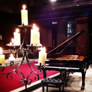 Mozart Piano Concertos by Candlelight at St Mary Le Strand