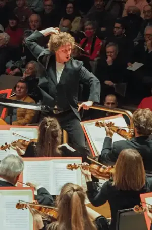 The Philharmonia Orchestra Bernstein's Serenade and Mahler 6 With Marin Alsop