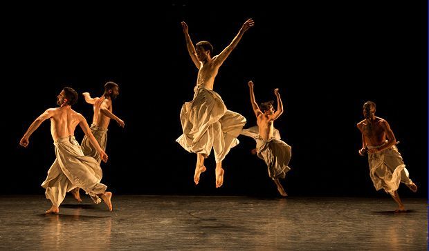 Batsheva Ensemble: Deca Dance | Data Thistle